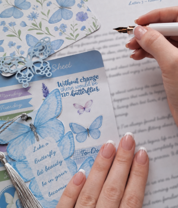Beauty In Becoming Letter Pack